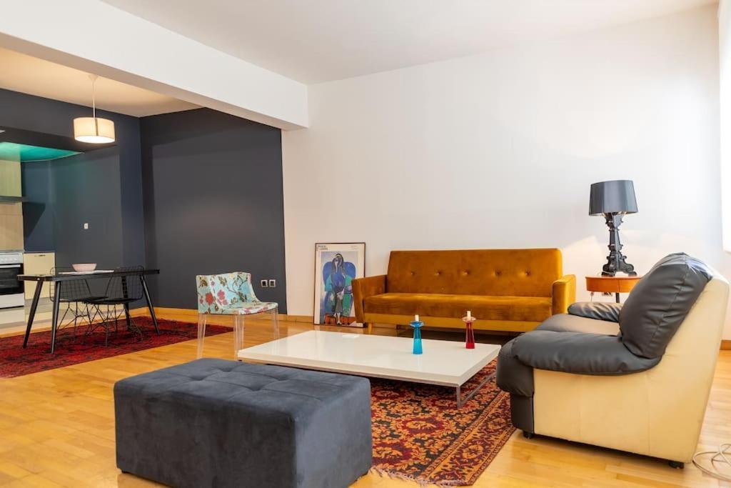 Cosy & Spacious Central Apartment Komotini Zewnętrze zdjęcie